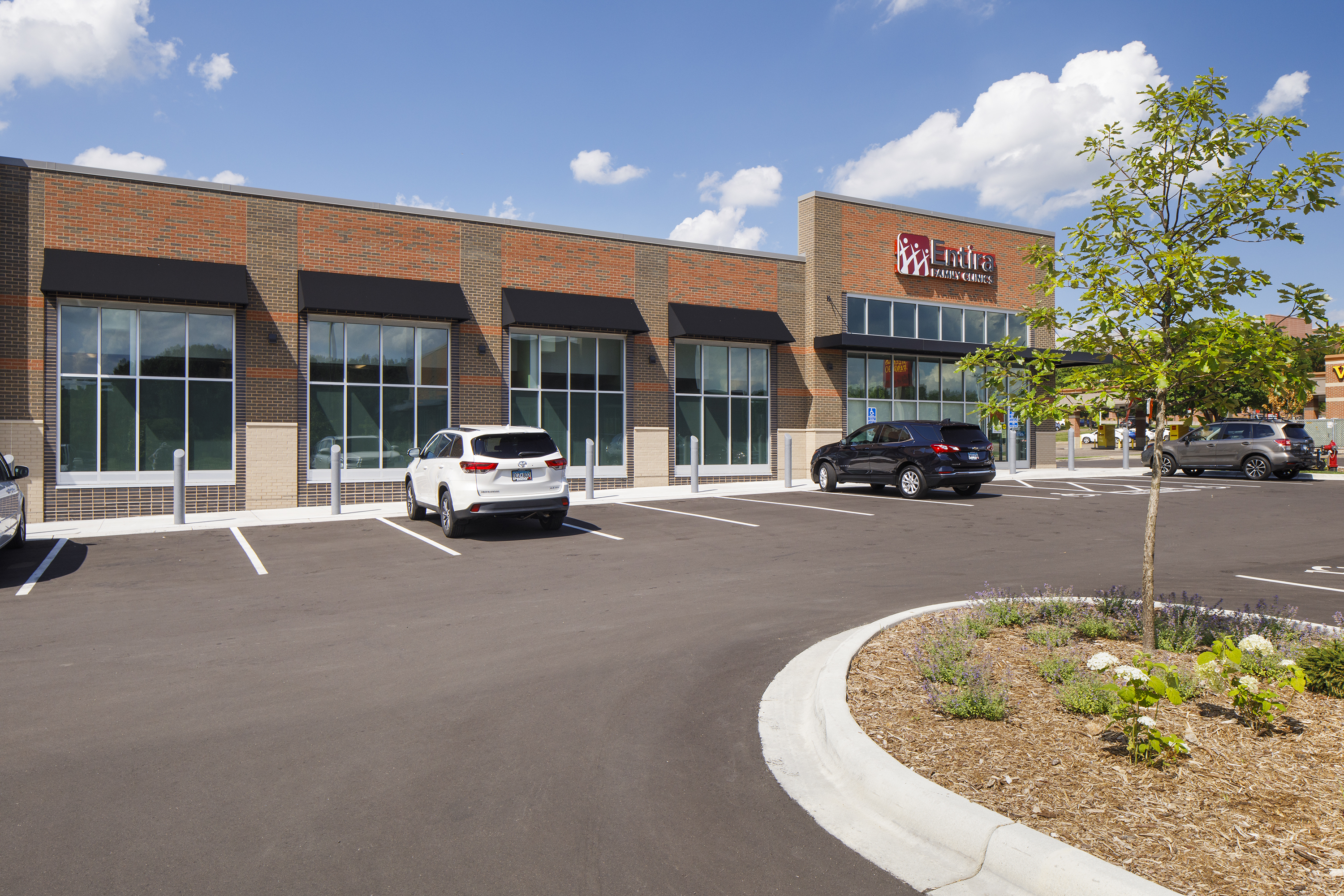 ENTIRA 200720 Phalen 0120