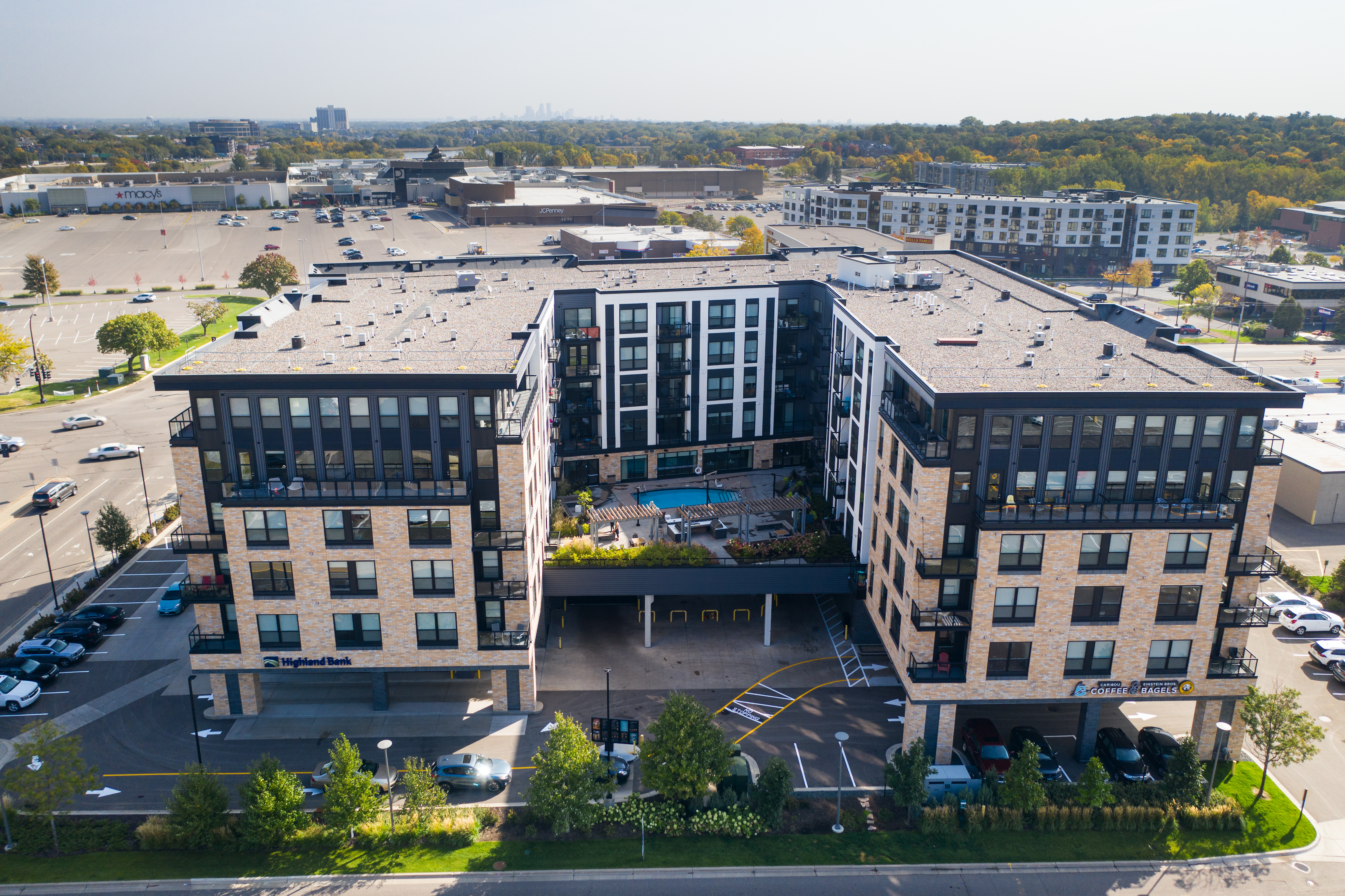 LIKE 200923 1700 d 0153